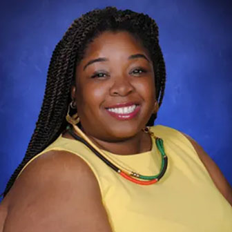 We Soar Co-Chair Johára Tucker ’00